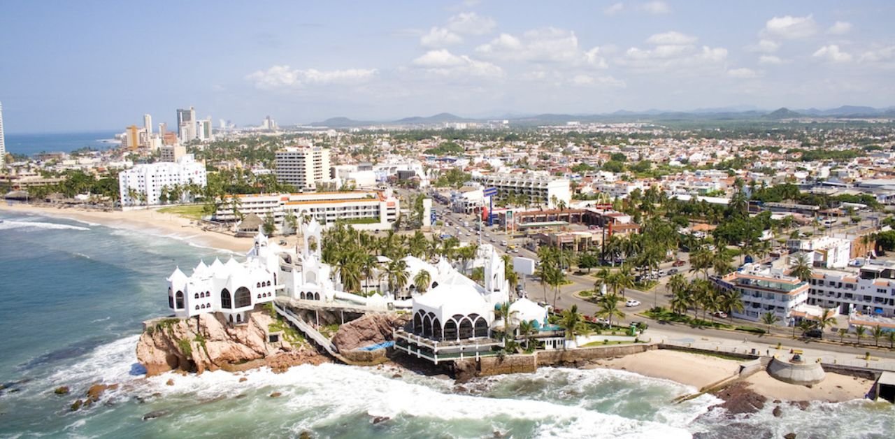 Frontier Airlines Mazatlán Office in Mexico