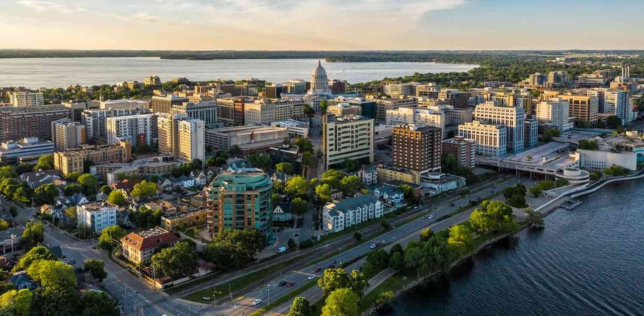 Latam Airlines Madison Office in Wisconsin